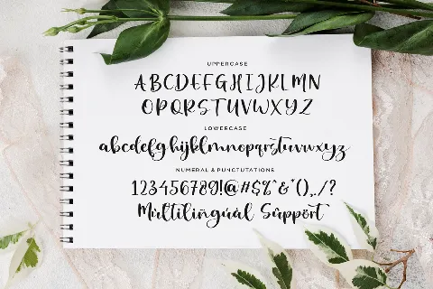 Magnolica font