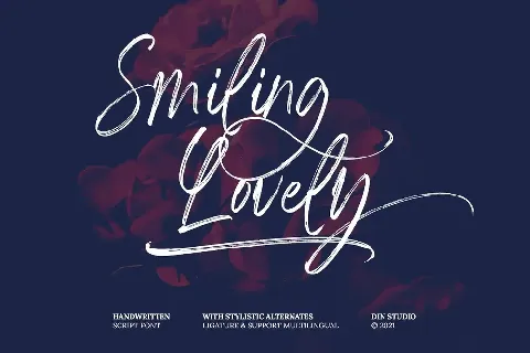 Smiling Lovely font