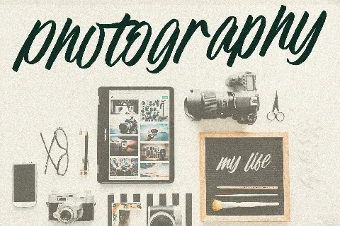 Ramona Script font