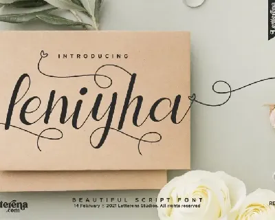 Leniyha Script font