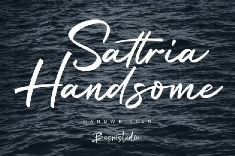 Sattria Handsome font