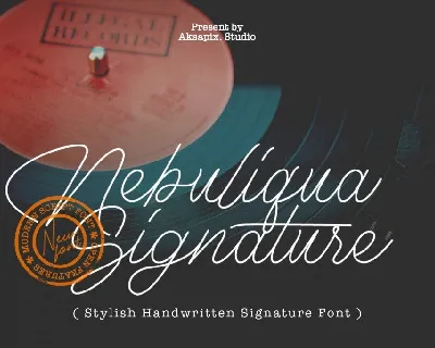 Nebuliqua Signature font