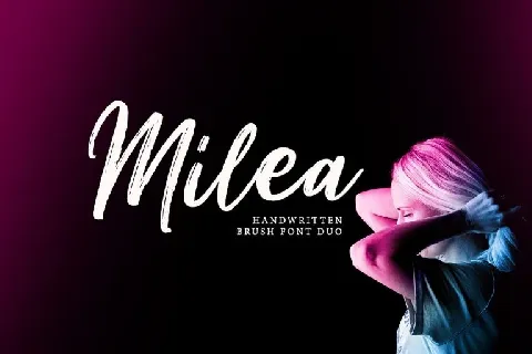 Milea Brush Duo font