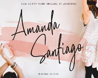 Amanda Santiago Script font