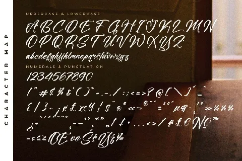 Erollitens Franklyn DEMO VERSIO font