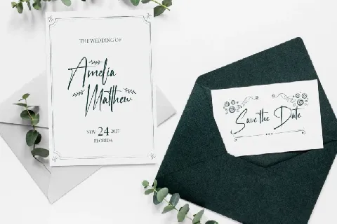 Chalmette Script font