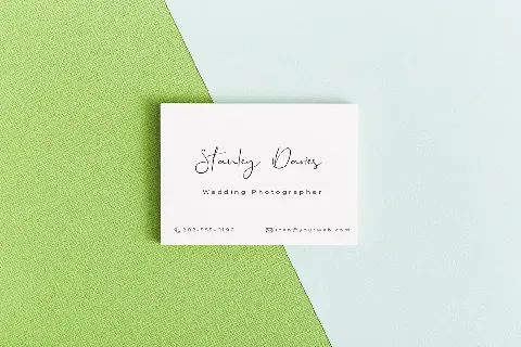 Aventurine font