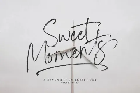 Sweet Moments font