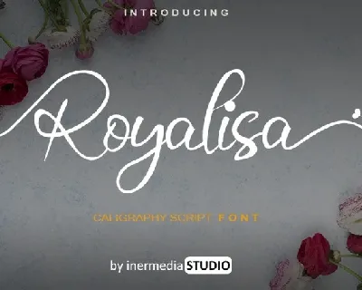 Royalisa Calligraphy font