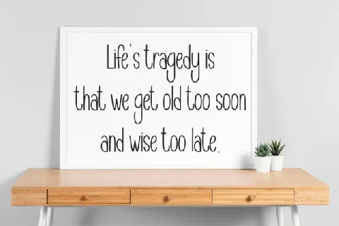 Memories Display font