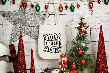 Dear Santa - Ultimate Christmas Font