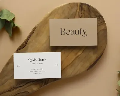 Aishwarya Luxury Serif Font