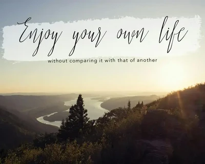 Emillyne font