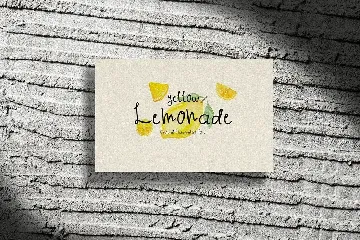 Yellow Lemonade font