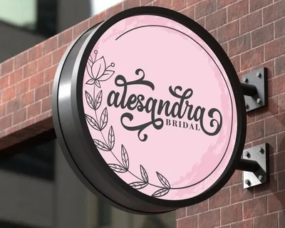 Dream Flourish - Decorative Script Font