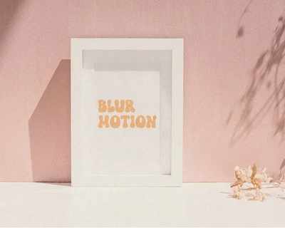 Honey Babe Groovy Retro Font