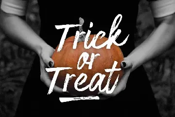 Hallofest - Handwriting Brush Font