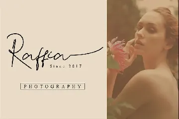 Rebutter // Fashionable Handwritten Font