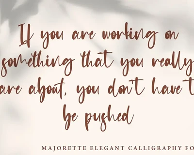 Majorette - Elegant Calligraphy Font