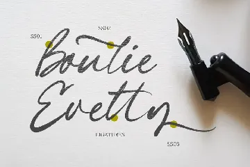 Gracelynn Signature Script font