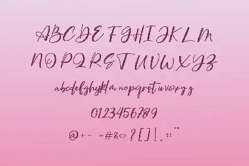 Qamedate Font