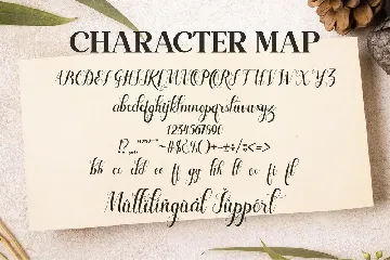 Laylarita Script font