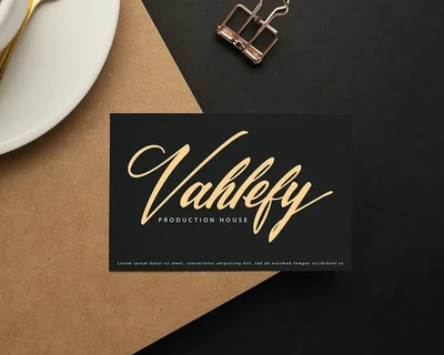 Alvyana Fianiz | A Stylsih Handwritten Font