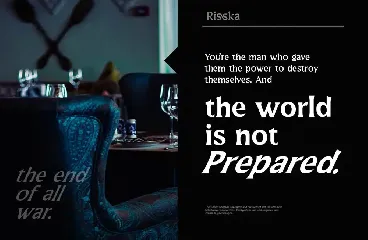 Risska Typeface font