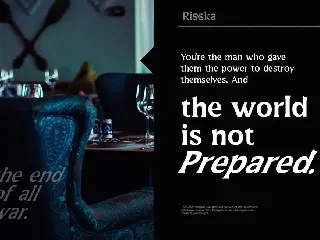 Risska Typeface font