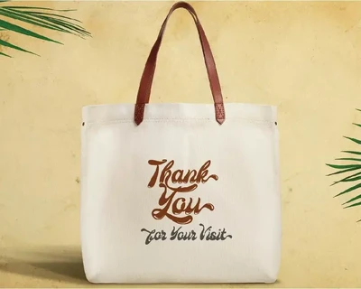 Larista - Unique Script font