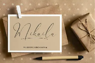 Falminga Charia Script Font