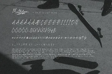 Mottilon Brush Font