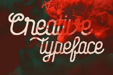 Holiday - Creative Script Font