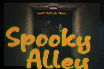 Crazy Midnight Spooky Display Font