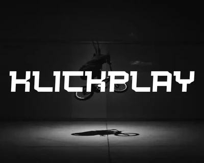 Duerplay font