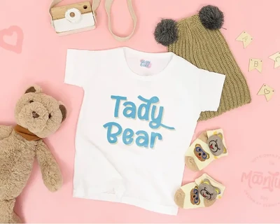Moonluck Font