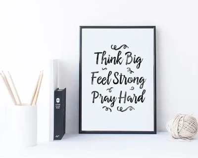 Carolinea Typeface font