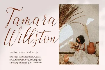 Bluslidia Script font