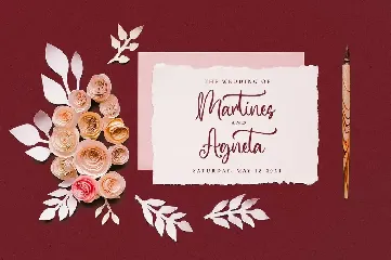 Aringtone - Wedding Font