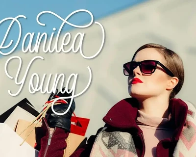 Queenline Font