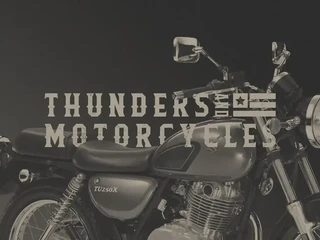Flathead Typeface|Vintage Font