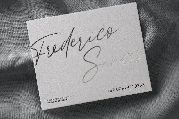 Breezeblocks Modern Casual Signature font