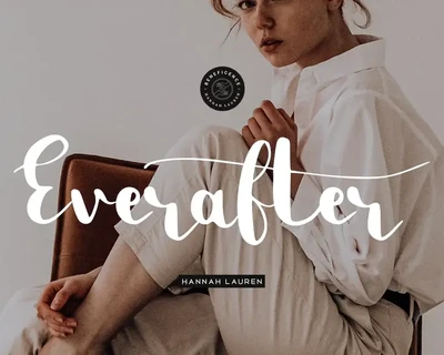 Megalith - Classic Handwritten / Script Font