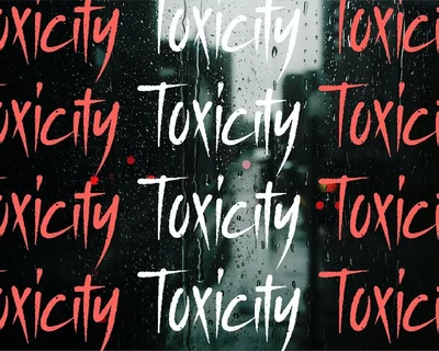 Hypnotize | Creepy Font
