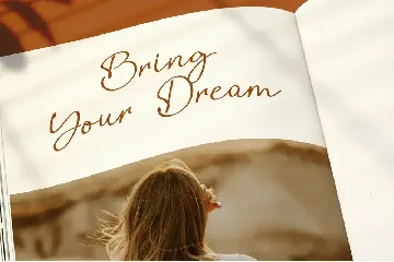 Findream Handwritten Font