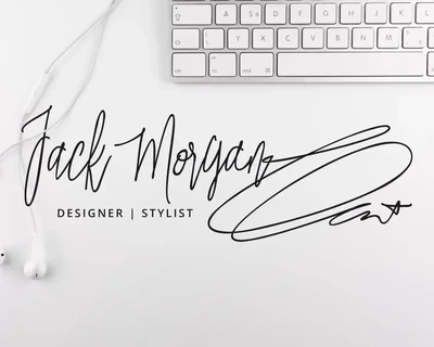Hollanial Script font