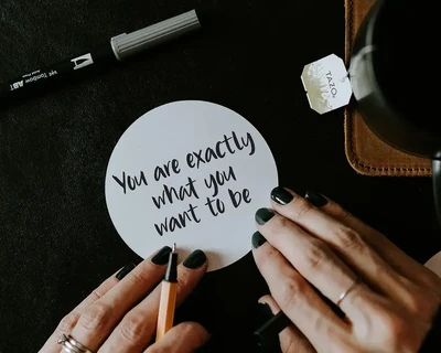 Bravery - Handbrush Font