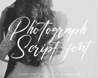 Saltacrus - Chic Signature Font