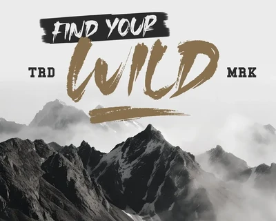 Crowned - Handbrushed font TT